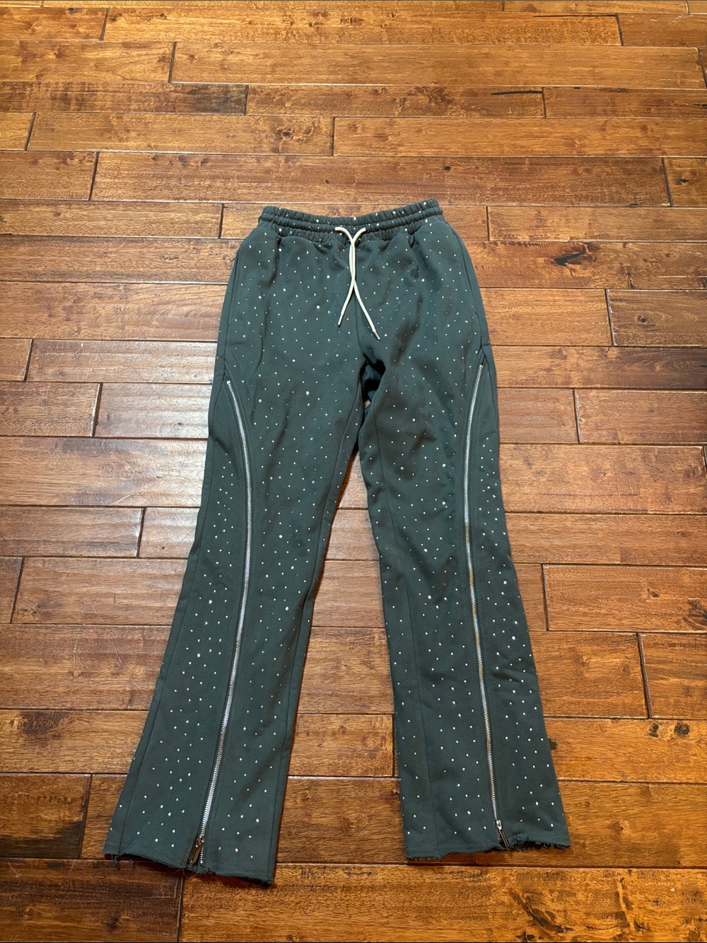 Watson Studios Green/grey embellished sweatpants sz LG NWT